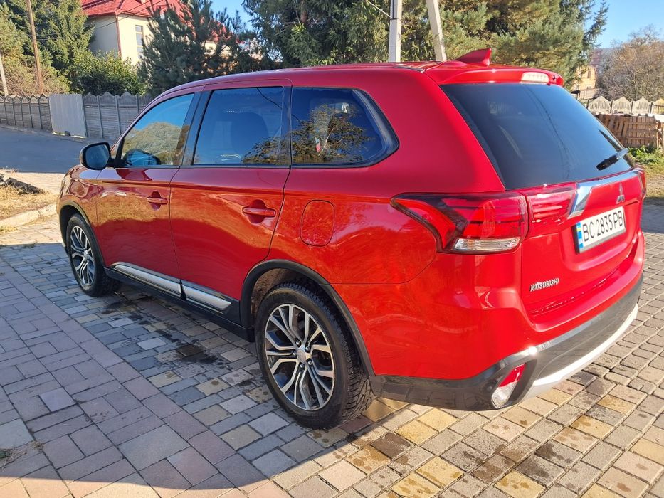 Міцубісі аутлендер,продаж авто