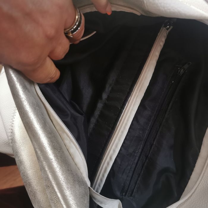 Piękna torebka stan idealny pięknie się prezentuje