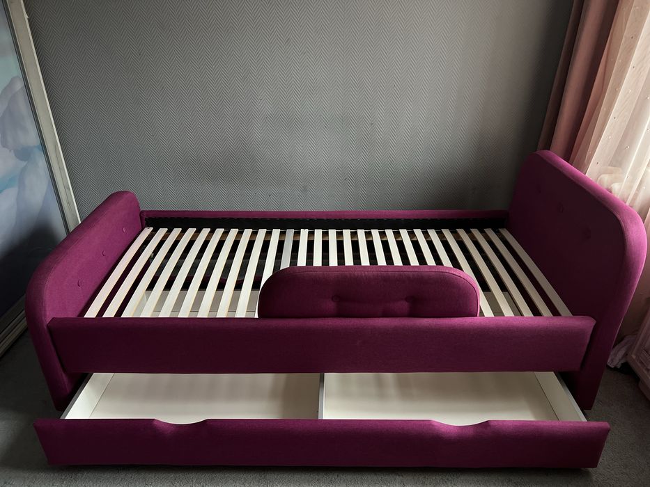 Кровать дитяча.