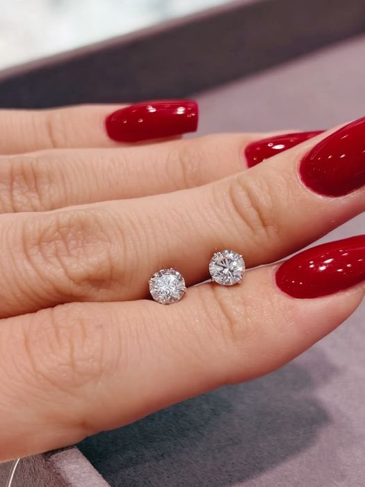 Срібні сережки з муасанітами 0.5ct які ідеально лягають