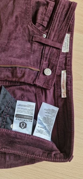 Damskie spodnie Levis roz.27