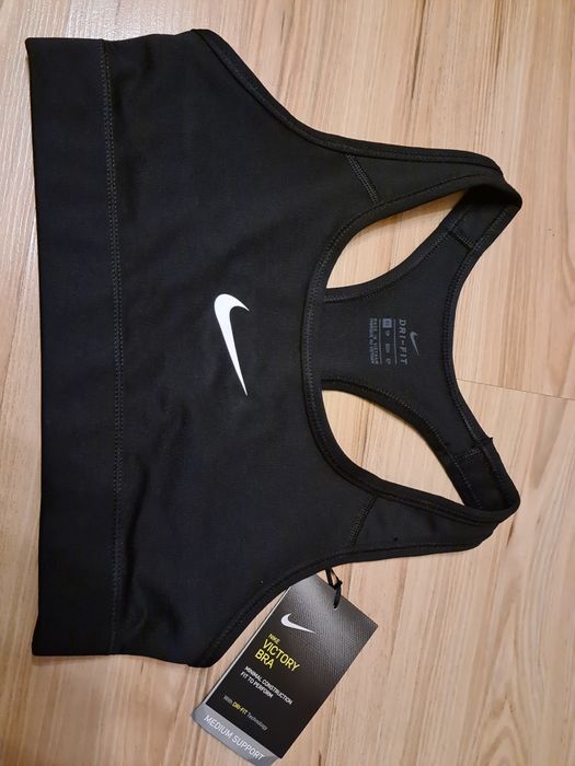 Nowy biustonosz sportowy Nike  Pro