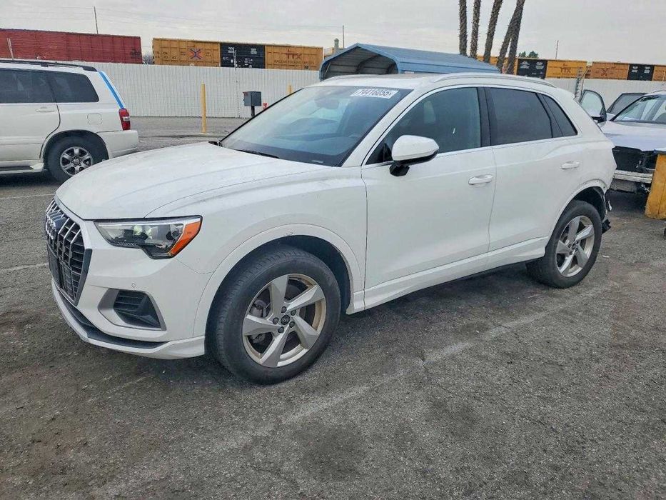 AUDI Q3 Premium Plus 40 2021