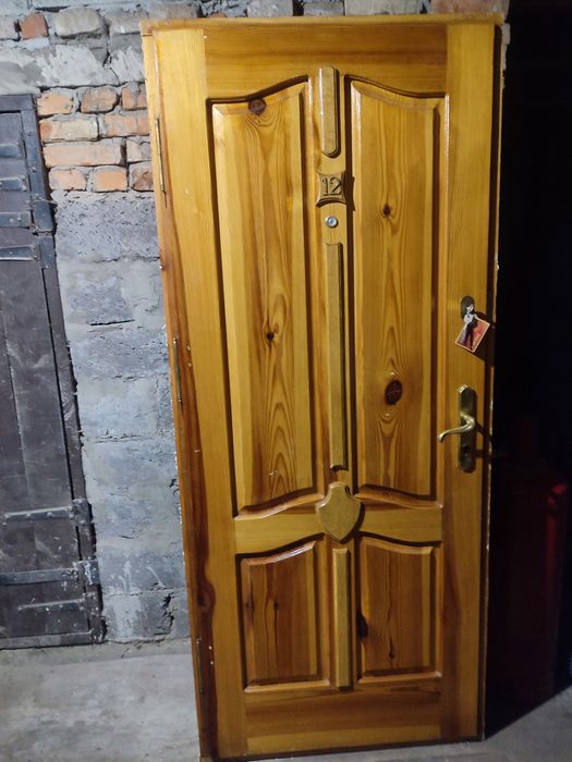 Продам двері в ідеальному стані