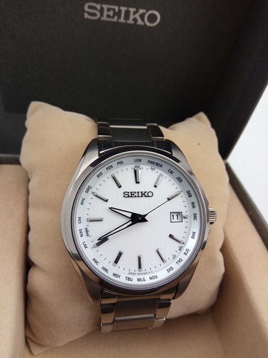 Японские часы Seiko Solar SBTM287 титан, радиоконтроль, сапфир, мировое время, Japan made