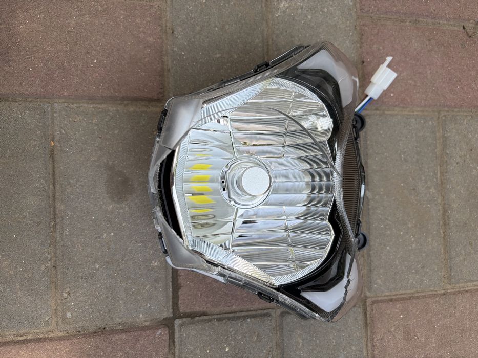 Фара Lifan CiTyR 200 у зборі з LED лампою (бите скло)