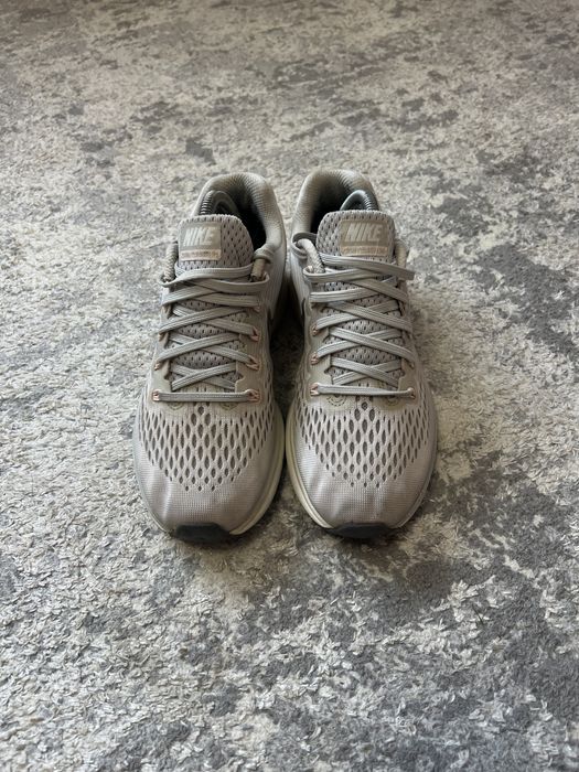 Кросівки жіночі Nike Air Zoom Pegasus 34