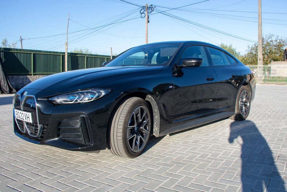 BMW i4