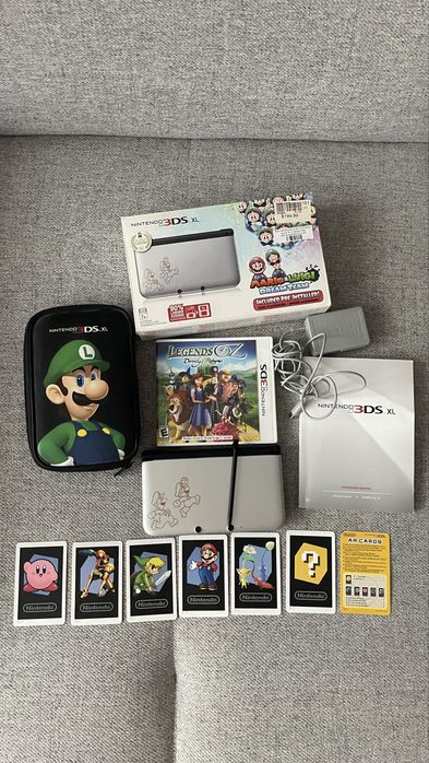 Nintendo 3DS XL Mario & Luigi Limited Edition