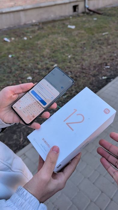 Xiaomi 12 8/128 Global