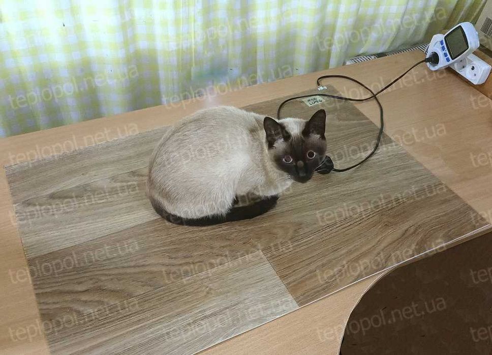 Непромокаемый греющий коврик. Непромокальний гріючий килимок.