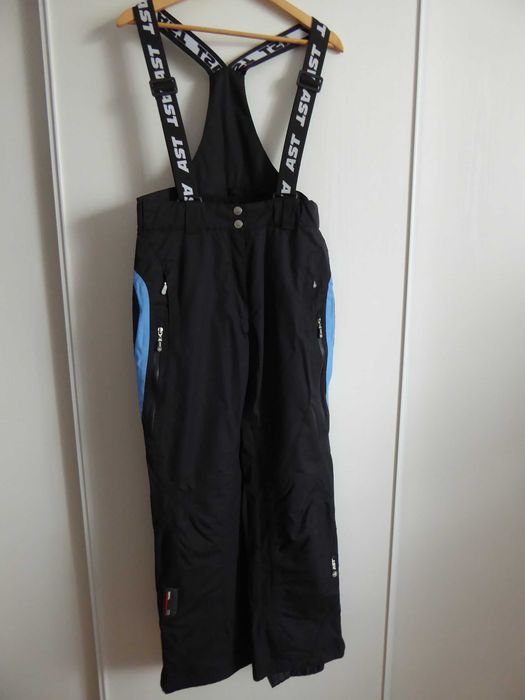 Sprzedam spodnie narciarskie damskie 164cm.