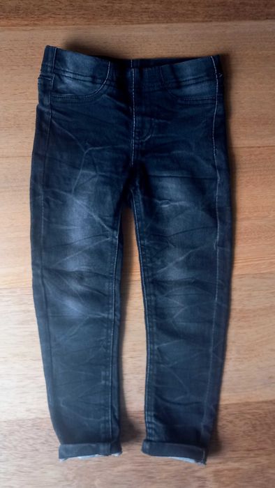 Jeansy slim fit r. 104