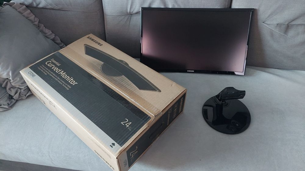 Monitor 24" Samsung C24F390FHU curved