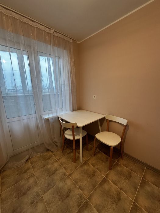 Продаж чудової квартири з новим ремонтом на Москаленка 49 без %