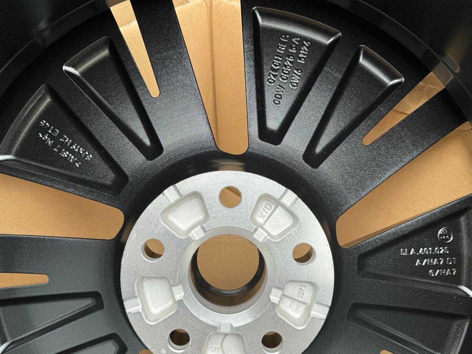 Felgi aluminiowe 19cali 5LA VW Golf Jetta Passat Phateon T-Roc nr9059