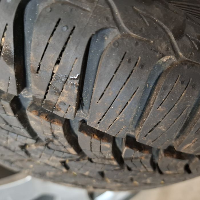 Komplet kół zimowych  17r 225/45