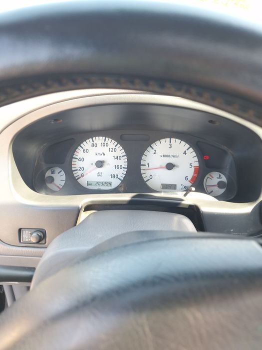 Nissan navara D22 2.5 TD