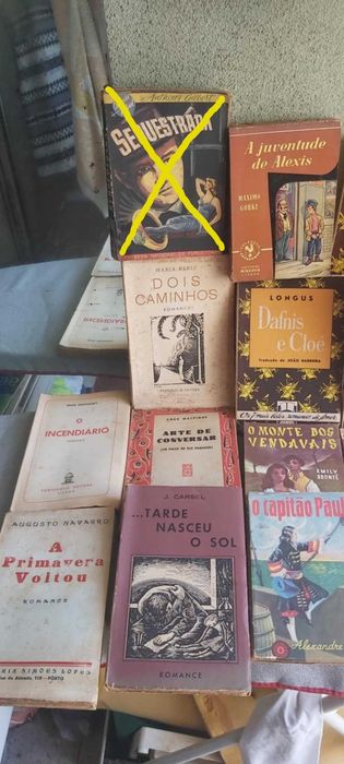 Livros Antigos (anos 40 e 50)