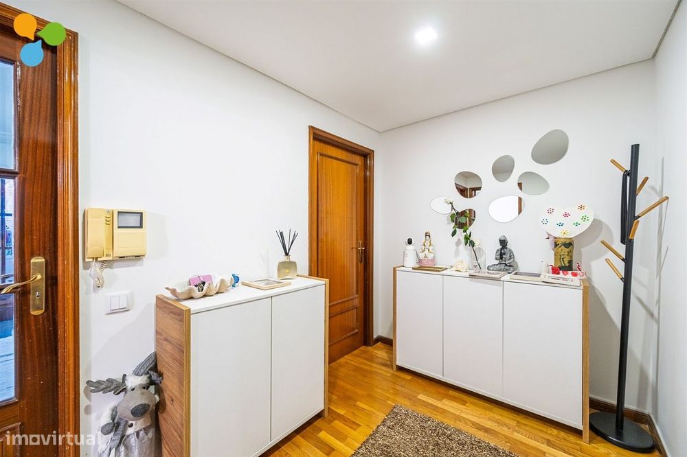 T2 com Suite, Varandas, Garagem e Arrumos - Centro da Maia