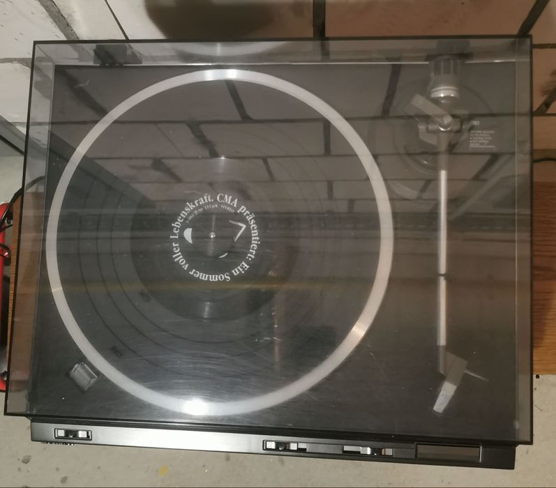 Gramofon Technics SL-DD33