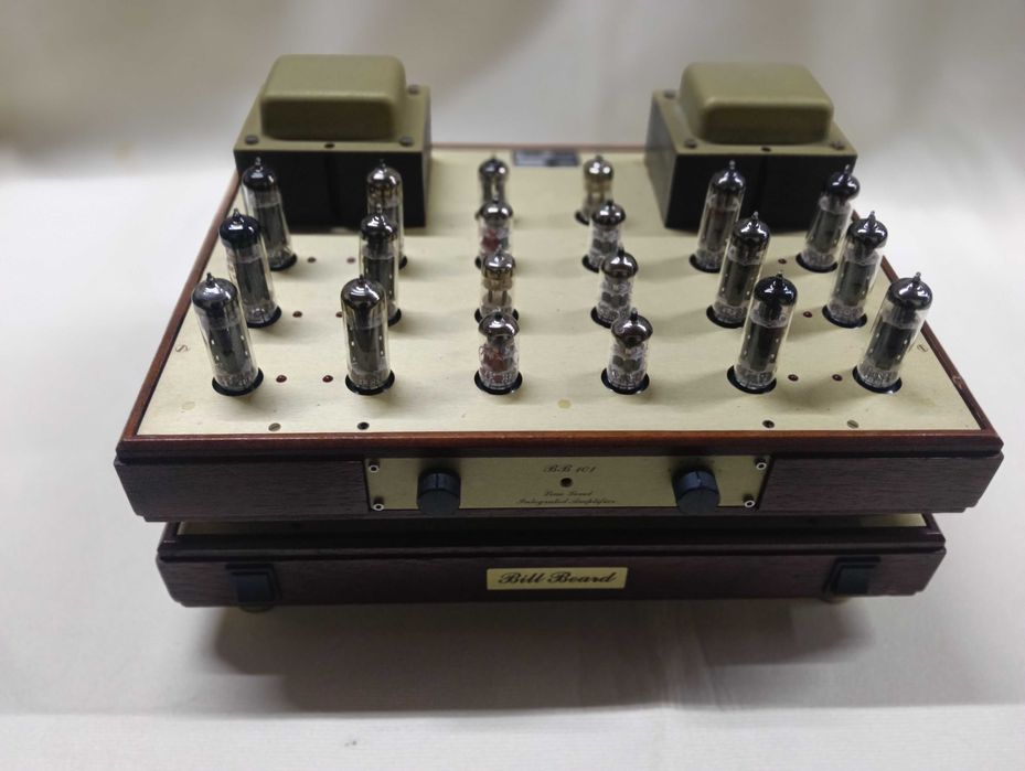 Amplificador a válvulas Beard 101