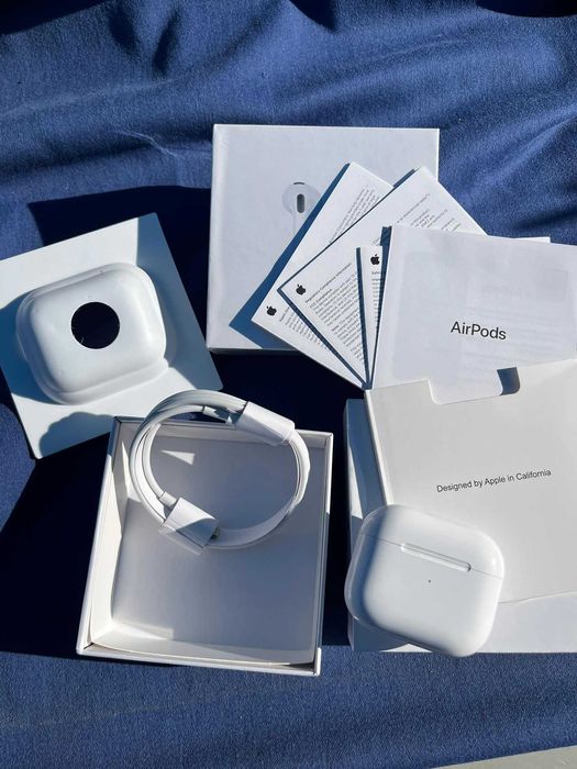 AirPods 3ª Geração Originais Apple (Com Caixa)