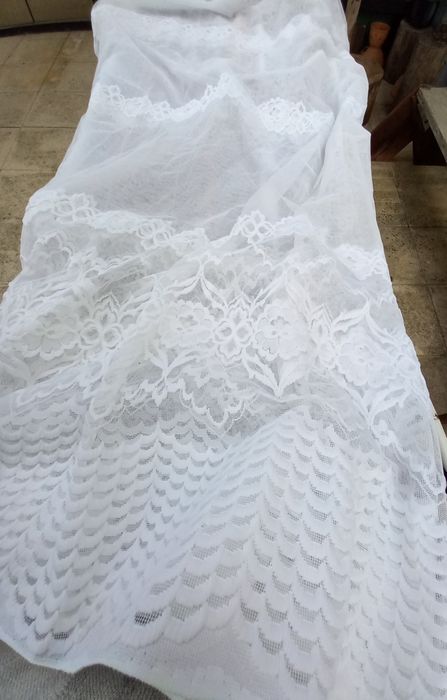 2 cortinados de cozinha Brancos