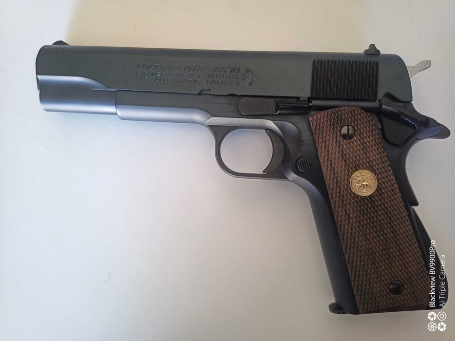 Tokyo Marui Colt 1911 gbb com 2 mags