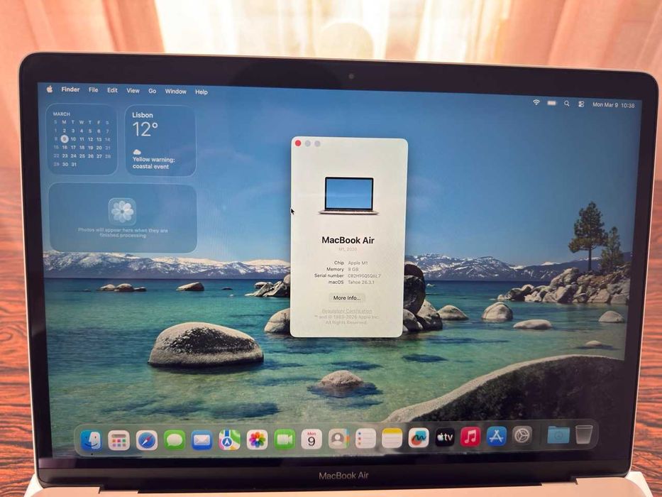 MacBook Air M1 13" 8GB/256GB Bateria 97%– caixa + fatura + mala Tomtoc