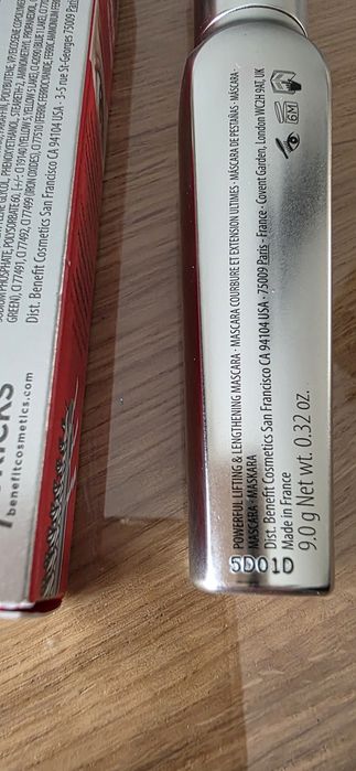 Tusz Benefit pełnowymiarowy czarny
