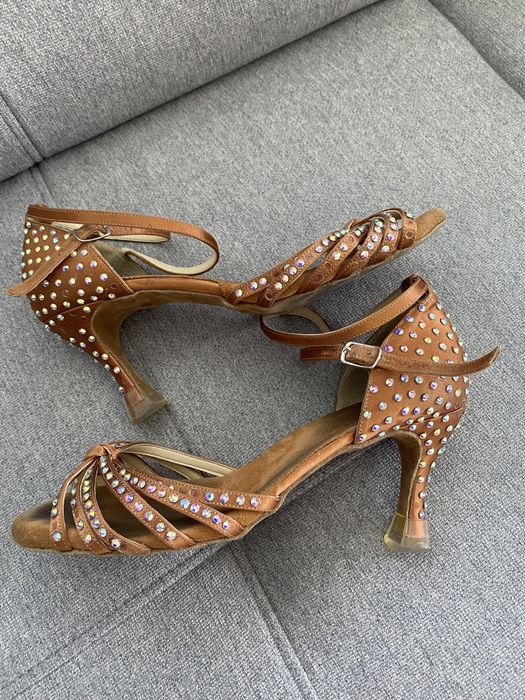Oryginalne buty do salsy Artis