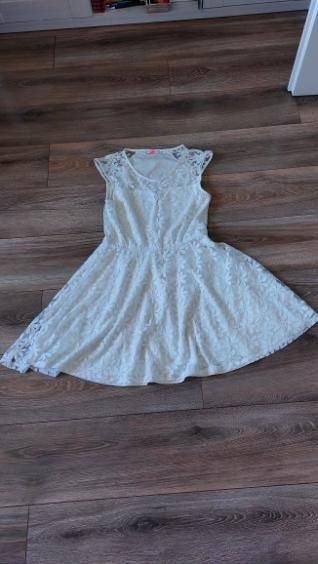 Biała sukienka M