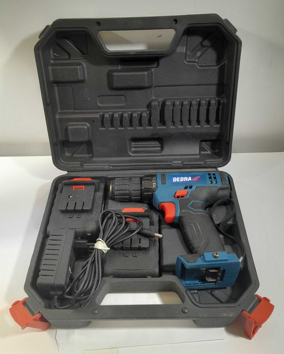 Wiertarko-wkrętarka DEDRA DED7880B+2 aku i ładowarka
