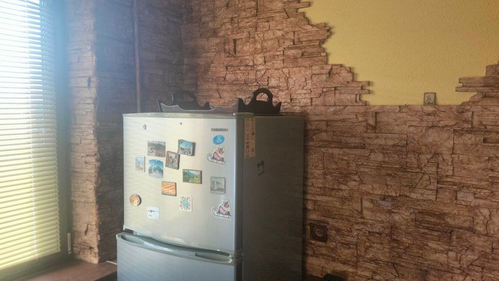 ТЕРМІНОВО! 2-кімнатна квартира з ремонтом + меблі.