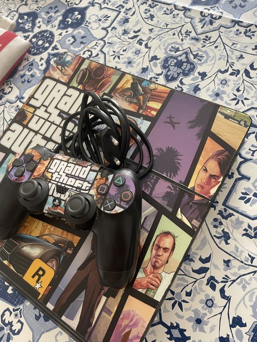 PS4 Slim personalizada