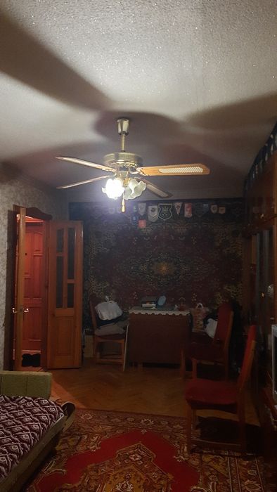 Продаж 2х.Бориспіль початок міста