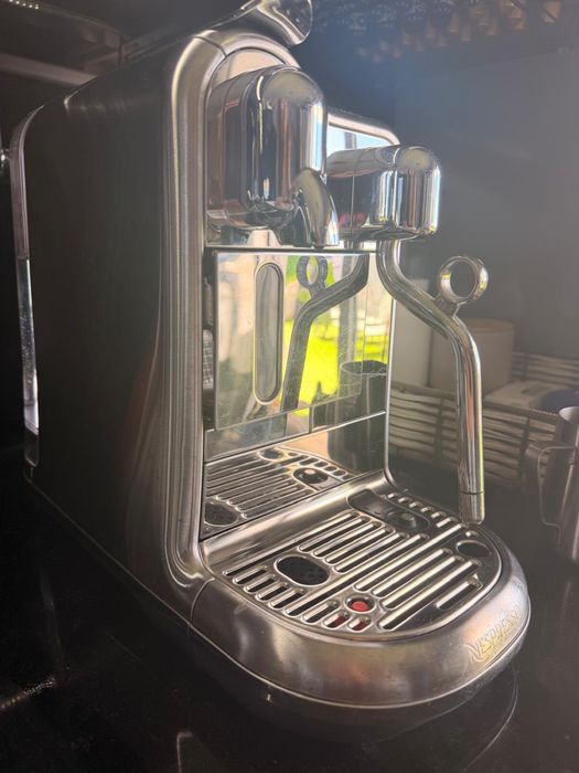 Vendo maquina cafe creatista prp nespresso