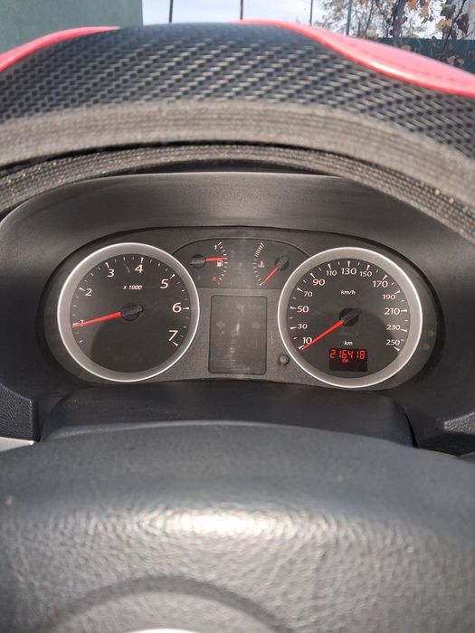 Автомобіль RENAULT Thalia