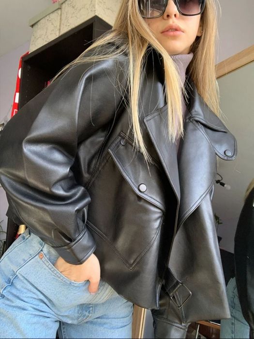 Осіння куртка з екошкіри м розміру(оверсайз)