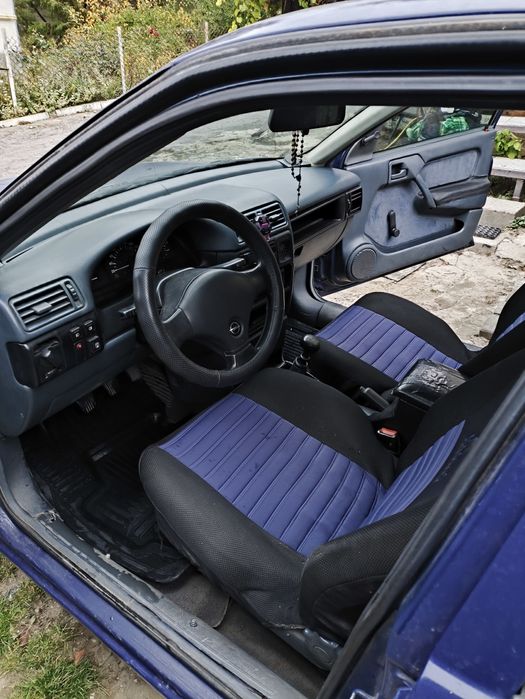 Opel vectra a 2.0