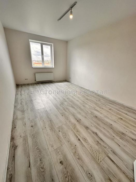 Продаж будинку з ремонтом та меблями у с. Гореничі