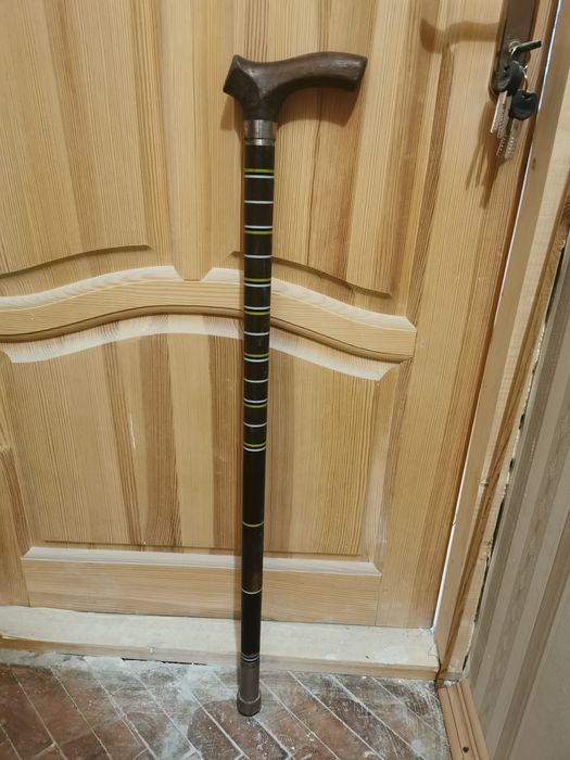 Крепкая мужская трость. Эбонит, 86см