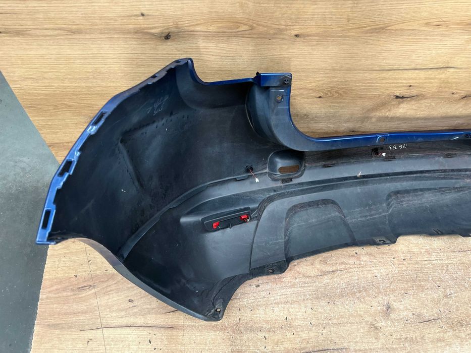 Zderzak tylny Dacia Duster 4x pdc kolor teb53