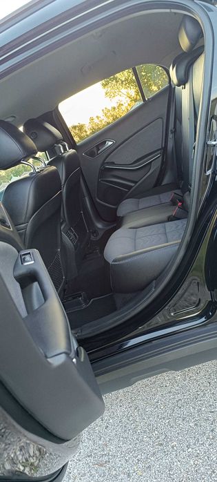 Mercedes GLA 180d Urban- Excelente estado