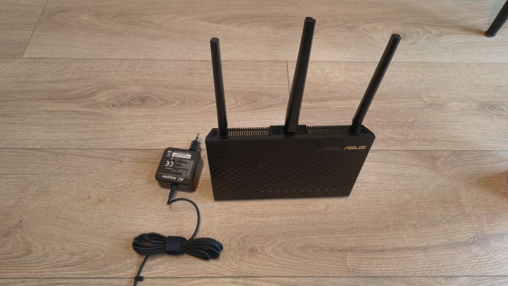 Router ASUS RT-AC68U