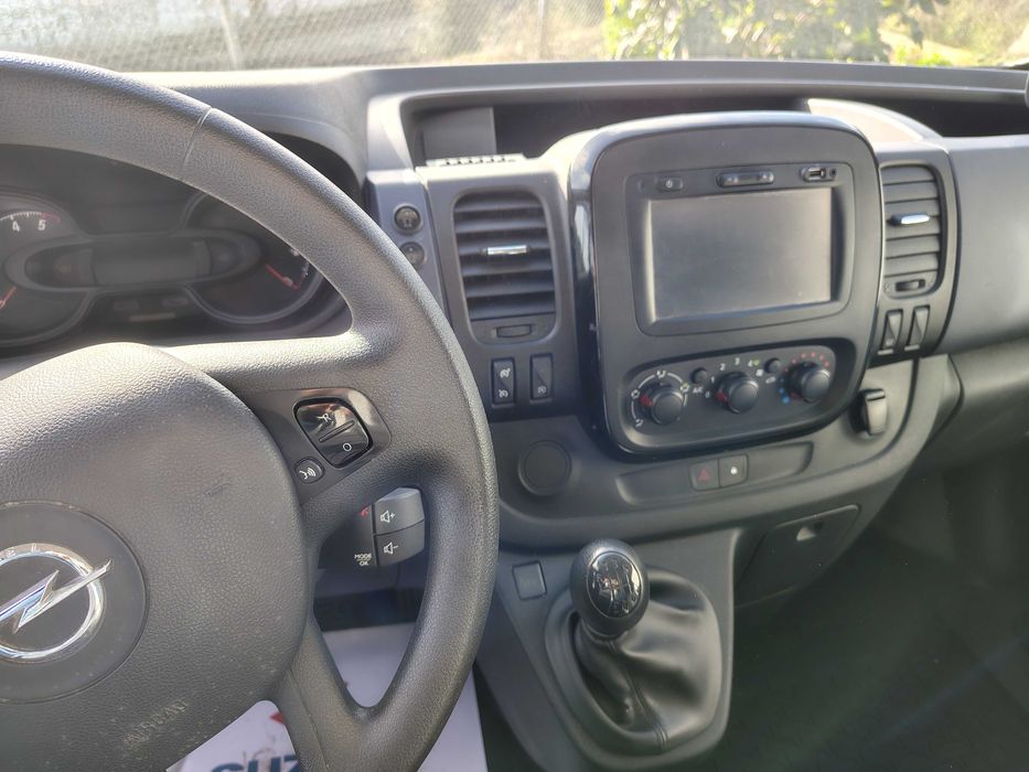 Opel Vivaro ótimo estado. Negócio a não perder!!