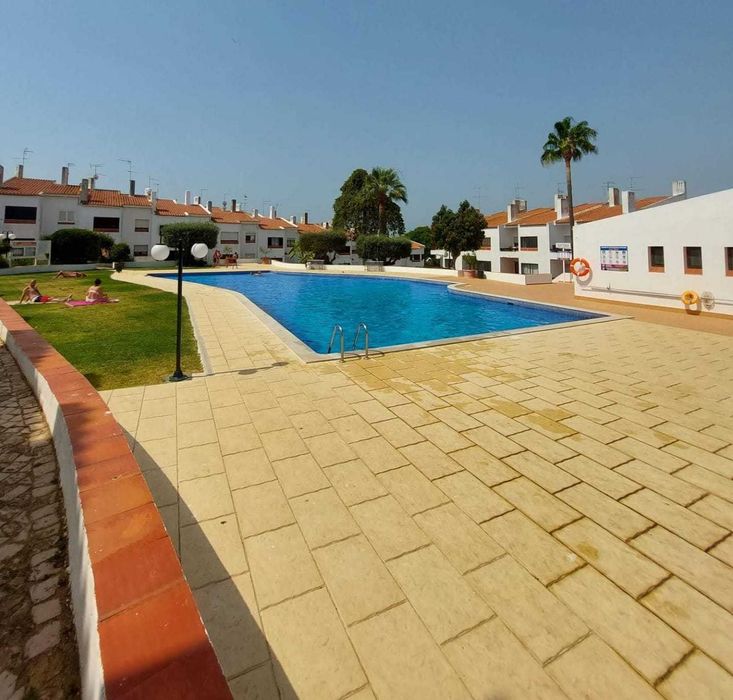 Oliveiras T2  Home C/ Piscina & Estacionamento