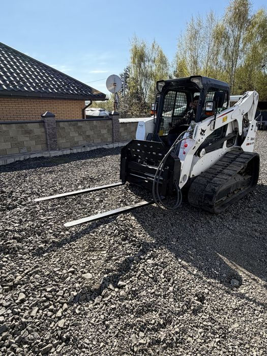 Нові нідравлічні  вила різних марок. для Bobcat. Ціна з ПДВ.