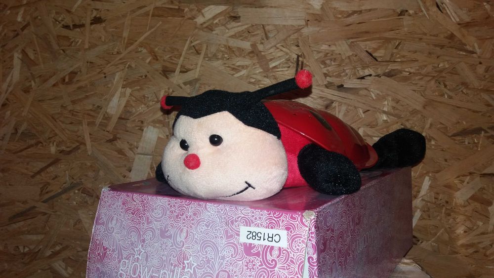 Joaninha Projetor musical noturno Bebé Glow Pillow